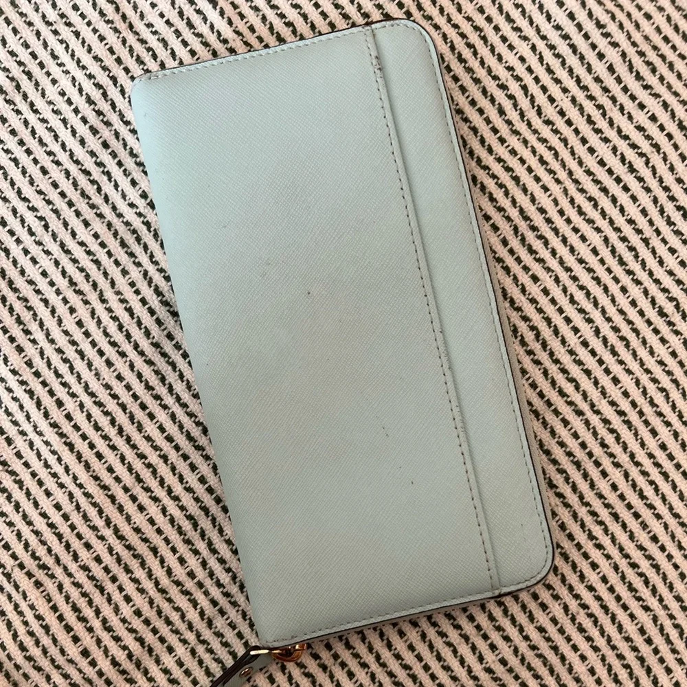 Kate Spade Wallet - Picture 6 of 12